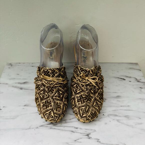 Erica Brooke Fuzzy Brown Knit Heel Clogs Women’s Size 6 - Picture 3 of 10